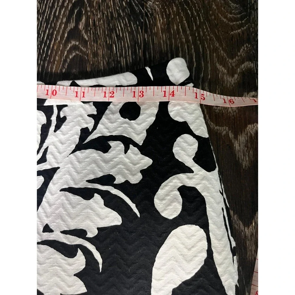 99 TALBOTS Black White Bold Flower Paisley Pencil Skirt Sz 4 Office Zip Lined 45